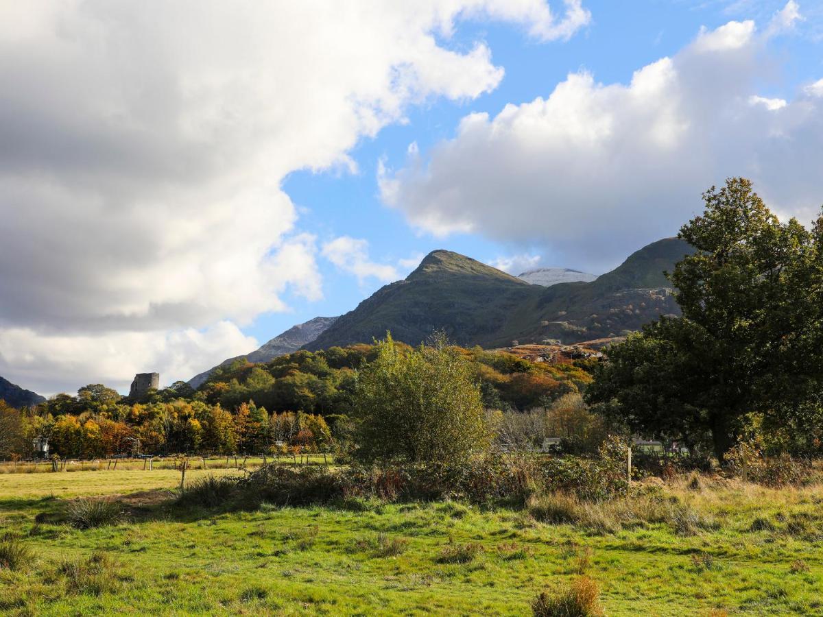 9 Ty Du Road Holiday home Caernarfon